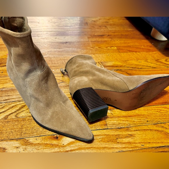SUEDE ZARA ANKLE BOOTS SIZE 9/EU40 - Picture 5 of 9